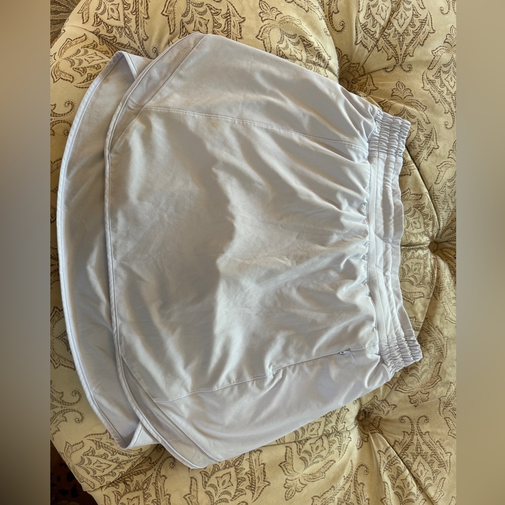 Lululemon golf – tennis – Pickleball skirt. Only wore a couple of times.